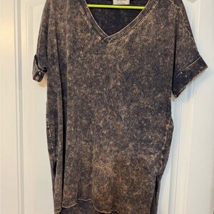 Women’s oversized burnout style t shirts